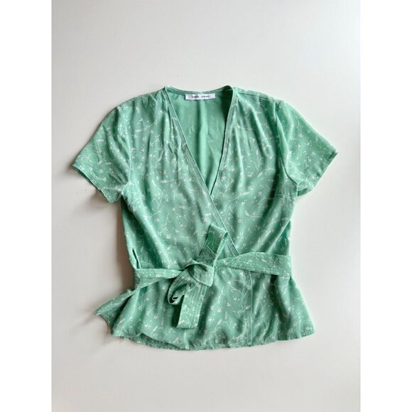 SAMSOE SAMSOE Klea Green Floral Crepe Short Sleeve Wrap Blouse, Size S - Picture 9 of 16